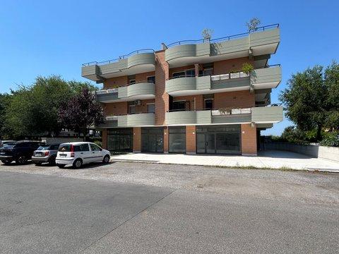 Trilocale in via Tricerro, Valle Santa - Cerquette Grandi, Roma