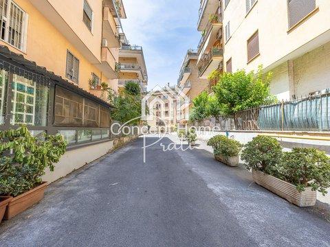 Trilocale in Via Edoardo Jenner, 94, Colli Portuensi, Roma