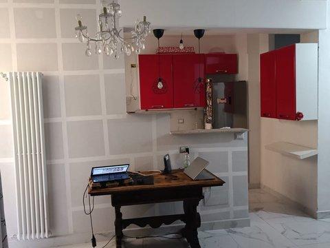 Trilocale in Via Cuma, 1, Re di Roma, Roma