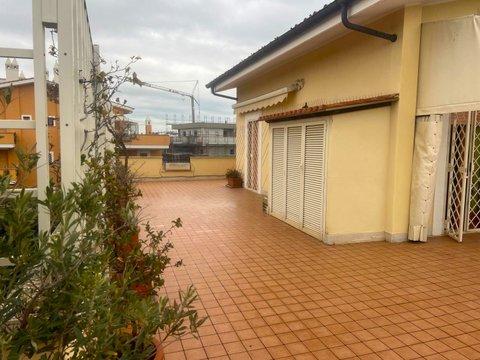 Bilocale in Via Michelangelo Buonarroti, s.n.c, Zona Sud - Grottacce, Santa Marinella
