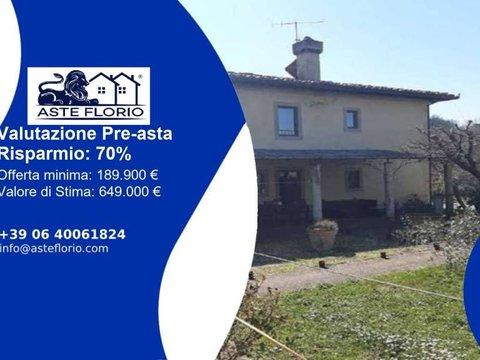 Villetta a schiera in Via Borgonuovo, Rufina