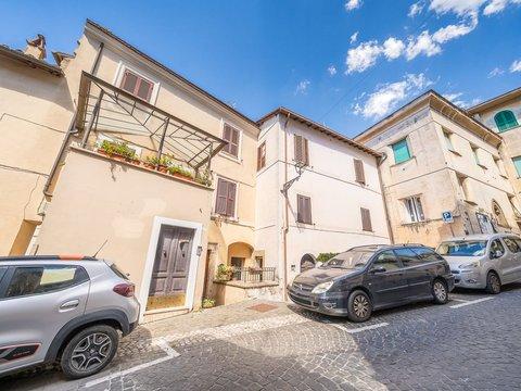 Bilocale in Via Vallebona, 22, Genazzano