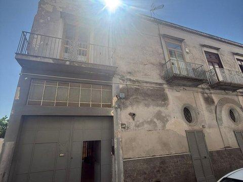 Trilocale in Via Tenente Arnaldo Carotenuto, 43, Boscotrecase