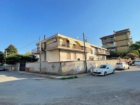 Attico in via Mandanici, 207, Borghesiana - Finocchio, Roma