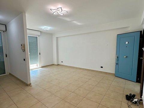 Bilocale in Via del Porto di Roma, 31, Ostia Ponente, Roma
