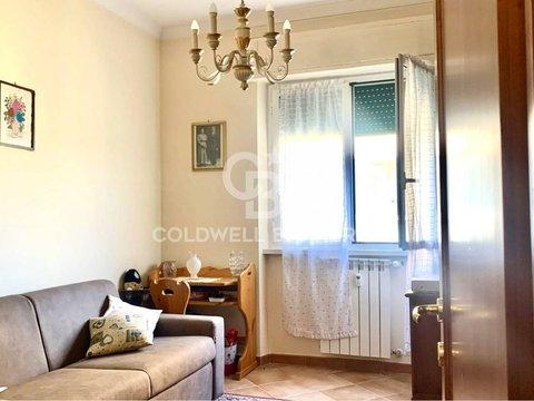 Trilocale in Via del Gran Paradiso, Monte Sacro - Città Giardino, Roma