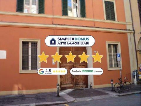 Bilocale in Via delle Belle Arti, Irnerio, Bologna