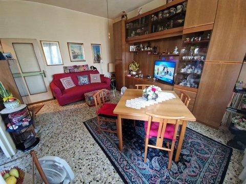 Bilocale a Barbaiana, Lainate