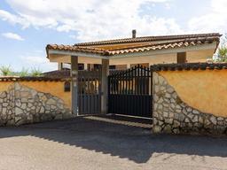 Quadrilocale in Via Colle Cannetaccia s.n.c, Valmontone
