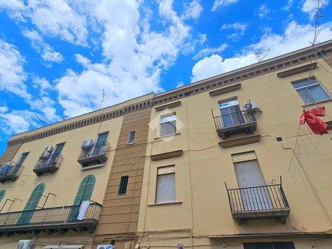 Trilocale in Via Giusso, s.n.c, Bagnoli, Napoli