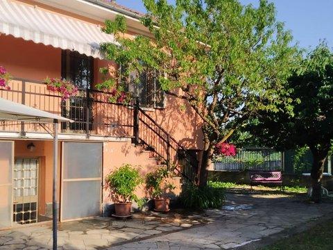 Casa indipendente in Via Roma, 133, Airasca