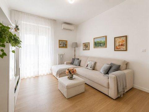 Bilocale in Viale Ungheria, 17, Ungheria, Milano