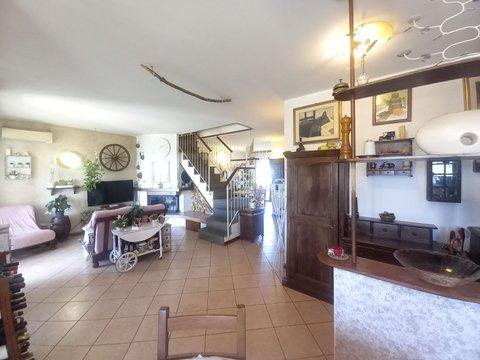 Appartamento su due piani in Via del Perugino, Isolotto, Firenze
