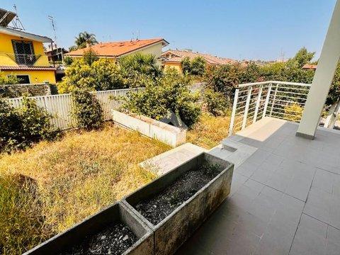 Appartamento in Via Barzanò, 59, Ostia Antica, Roma