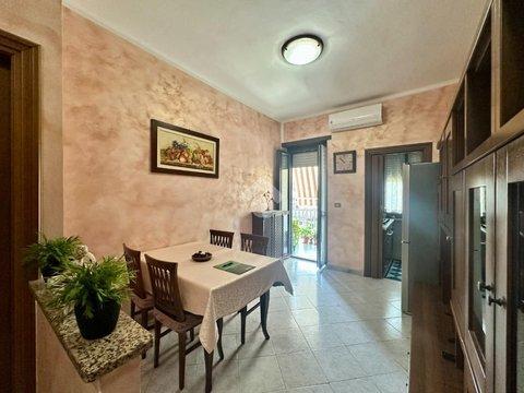 Trilocale in Via Francesco Baracca, 4, Borgo Vittoria, Torino