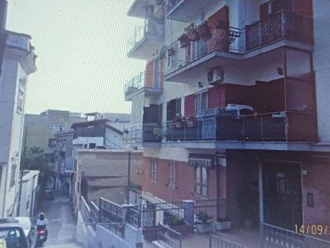 Quadrilocale in Via Cupa Pozzelle, San Carlo all'Arena-Ponti Rossi, Napoli