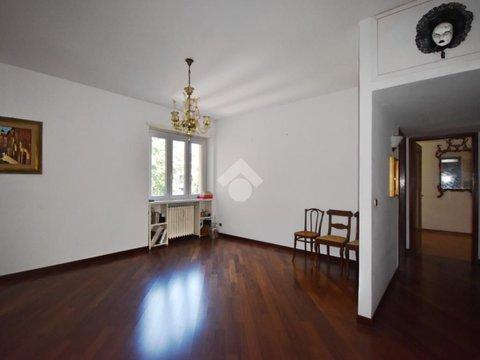 Quadrilocale in Via Lorenzo Garda, 6, Ivrea