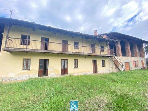Casale/cascina in Via Bagnolo, s.n.c, Cavour