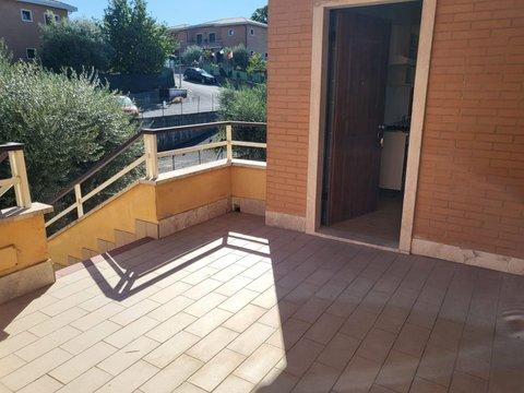 Bilocale in Via dei Cavolelli, 4, Campagnano di Roma