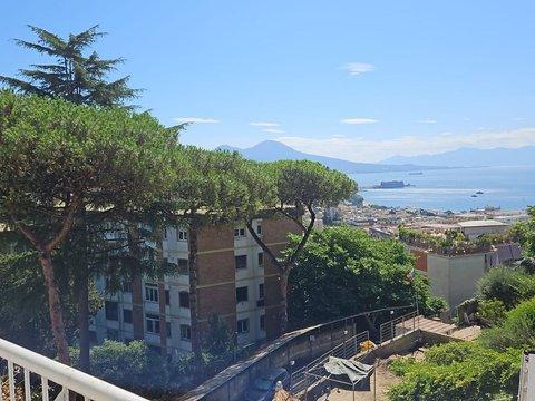 Quadrilocale in Via Torquato Tasso, 428, Chiaia-Mergellina, Napoli