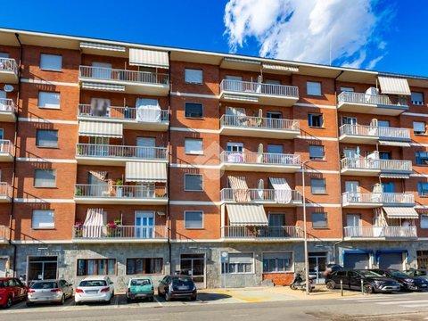 Trilocale in Via Manzoni, 11, Beinasco