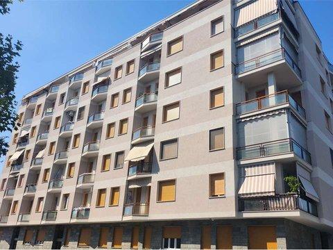 Trilocale in Via Giosuè Carducci, 13, Kennedy, Nichelino