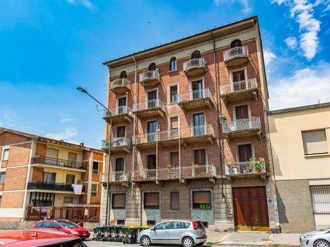 Trilocale in Via Forlì, 55, Lucento, Torino