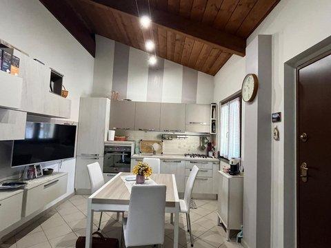 Trilocale in via Saluzzo, 163, Pinerolo