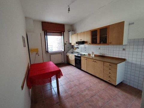 Trilocale in Via Roma, 34, Agosta
