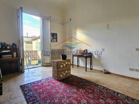 Quadrilocale in via dei Pandolfini, 4, Santa Croce, Firenze