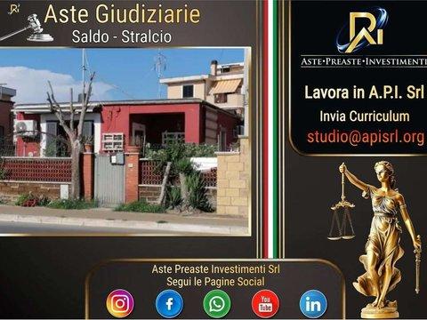 Villetta a schiera in Lungomare Tor San Lorenzo, 20 bis, Marina di Tor San Lorenzo, Ardea