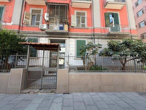 Trilocale in Via Diocleziano, 205, Fuorigrotta, Napoli