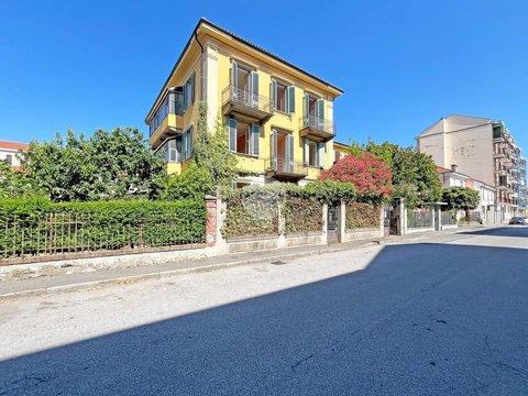 Appartamento in via Stefano Fer, 36, Pinerolo