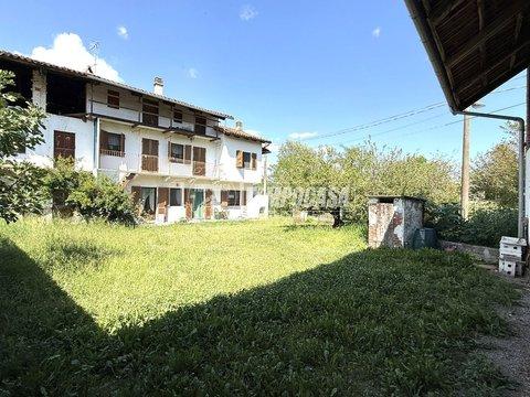 Casa indipendente in Via Dora Baltea, Vestignè