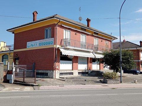 Villa in Via Torino, 32, Vigone