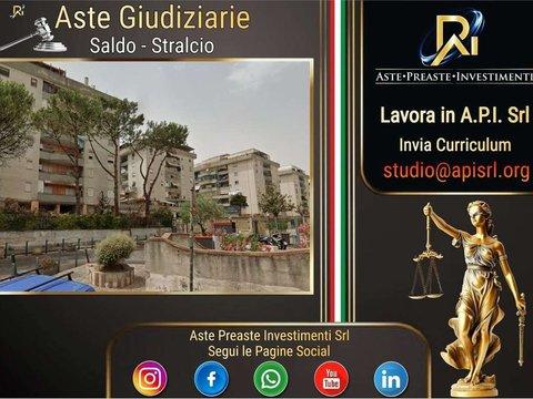 Quadrilocale in Via Enrico de Nicola, 3, Melito di Napoli