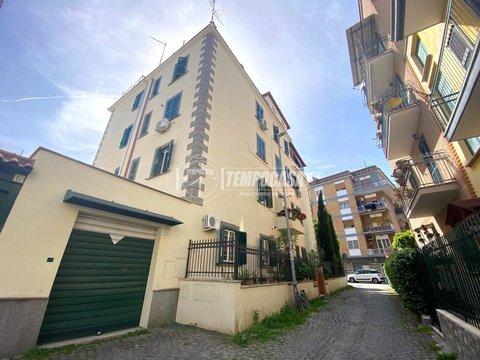 Bilocale in Via del Caprifoglio, Alessandrino, Roma