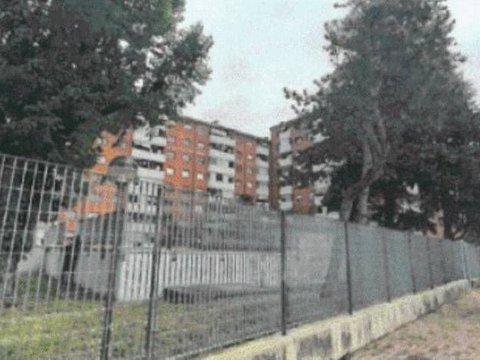 Trilocale in Via Bolla, 16, Gallaratese, Milano