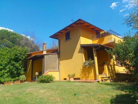 Villa in Via del Tabernacolo, 1, Barberino di Mugello