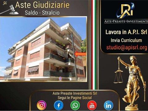 Quadrilocale in via Frascati, 120, Rocca di Papa