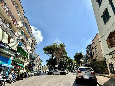 Trilocale in Via Mario Gigante, 74, Fuorigrotta, Napoli