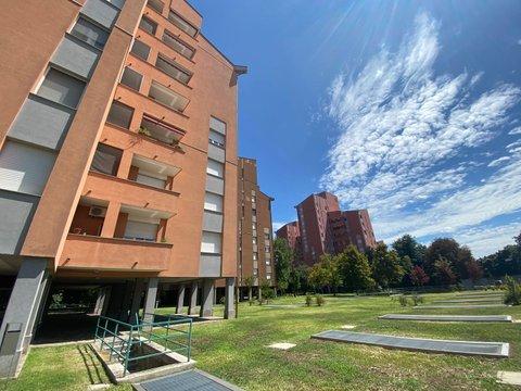 Trilocale in Via Valsesia, 76, Baggio, Milano