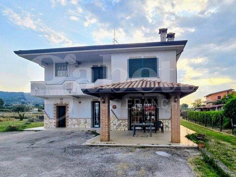 Casa indipendente in Via Gino Bucci, Artena