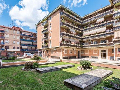Quadrilocale in Via Ettore Rota, s.n.c, Tor Pignattara, Roma