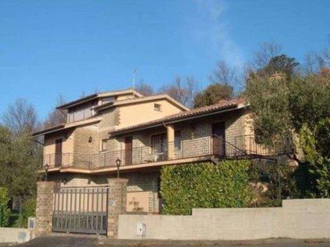Villa in Via del fico, Canale Monterano