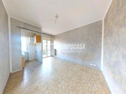 Bilocale in Via Leinì, 54, Barriera di Milano, Torino