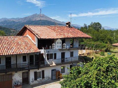 Casa indipendente in Via Santa Lucia, 80, Prascorsano