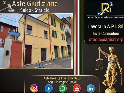 Casa indipendente in via Guglielmo Oberdan, 18, Medicina