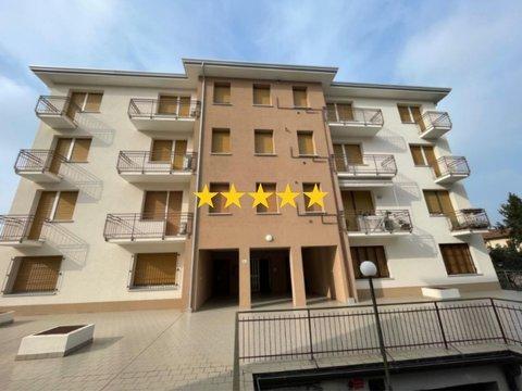 Trilocale in Via Maria Zanotti, Cappuccini - Marconi - Zolino, Imola