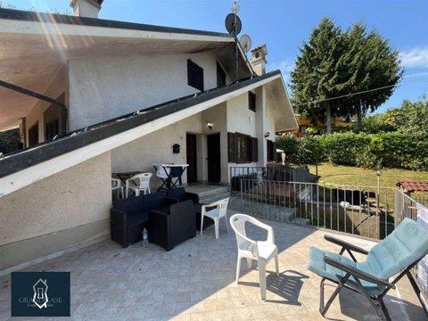 Villa in via San Lorenzo, 23, Cavagnolo